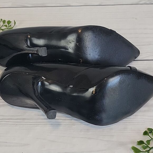 BCBGeneration Altero Black Heels with Buckle Detail Womens Size 9.5 - Picture 11 of 13